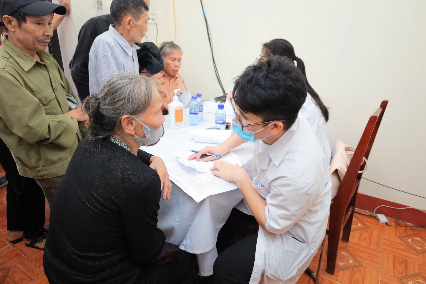 Ứng dụng AI sàng lọc bệnh thận mạn và bệnh tim mạch cho hơn 1.000 người dân - ảnh 6