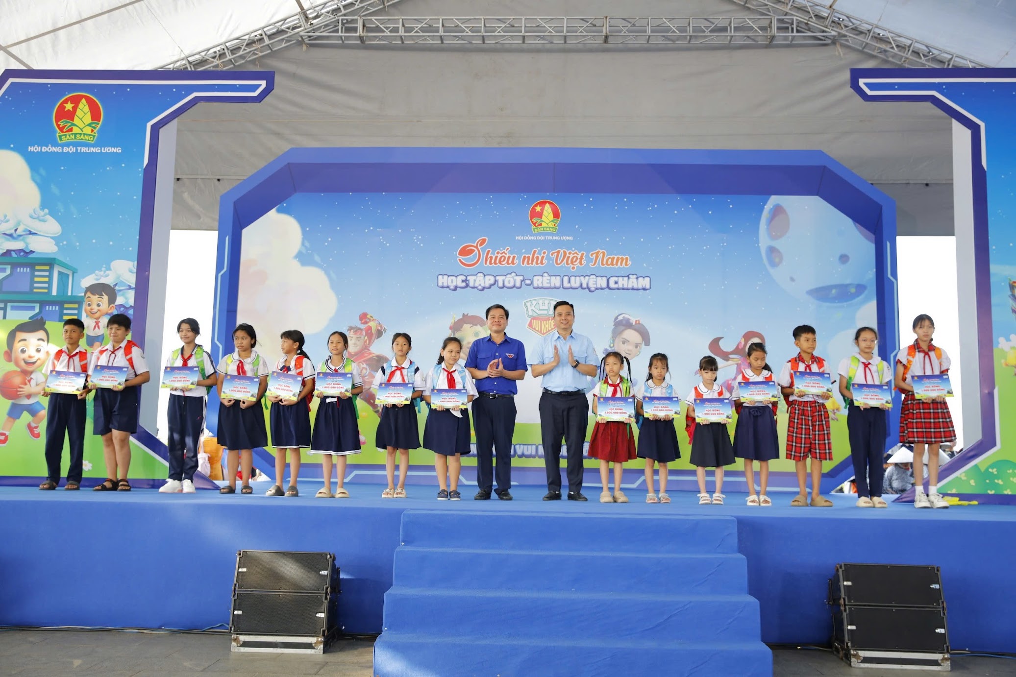 Hơn 2.000 thiếu nhi tham gia ngày hội “Thiếu nhi Việt Nam - Học tập tốt, rèn luyện chăm“ - ảnh 1