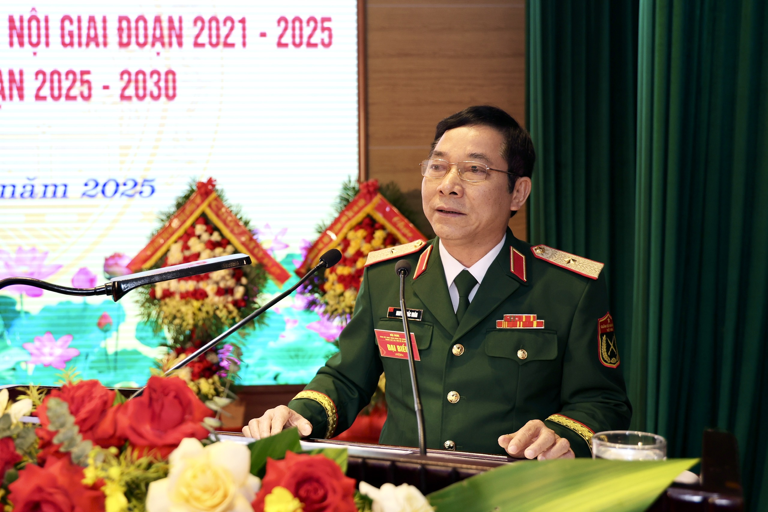 Bộ Tư lệnh Thủ đô tổng kết hoạt động công tác quần chúng giai đoạn 2021-2025 - ảnh 2