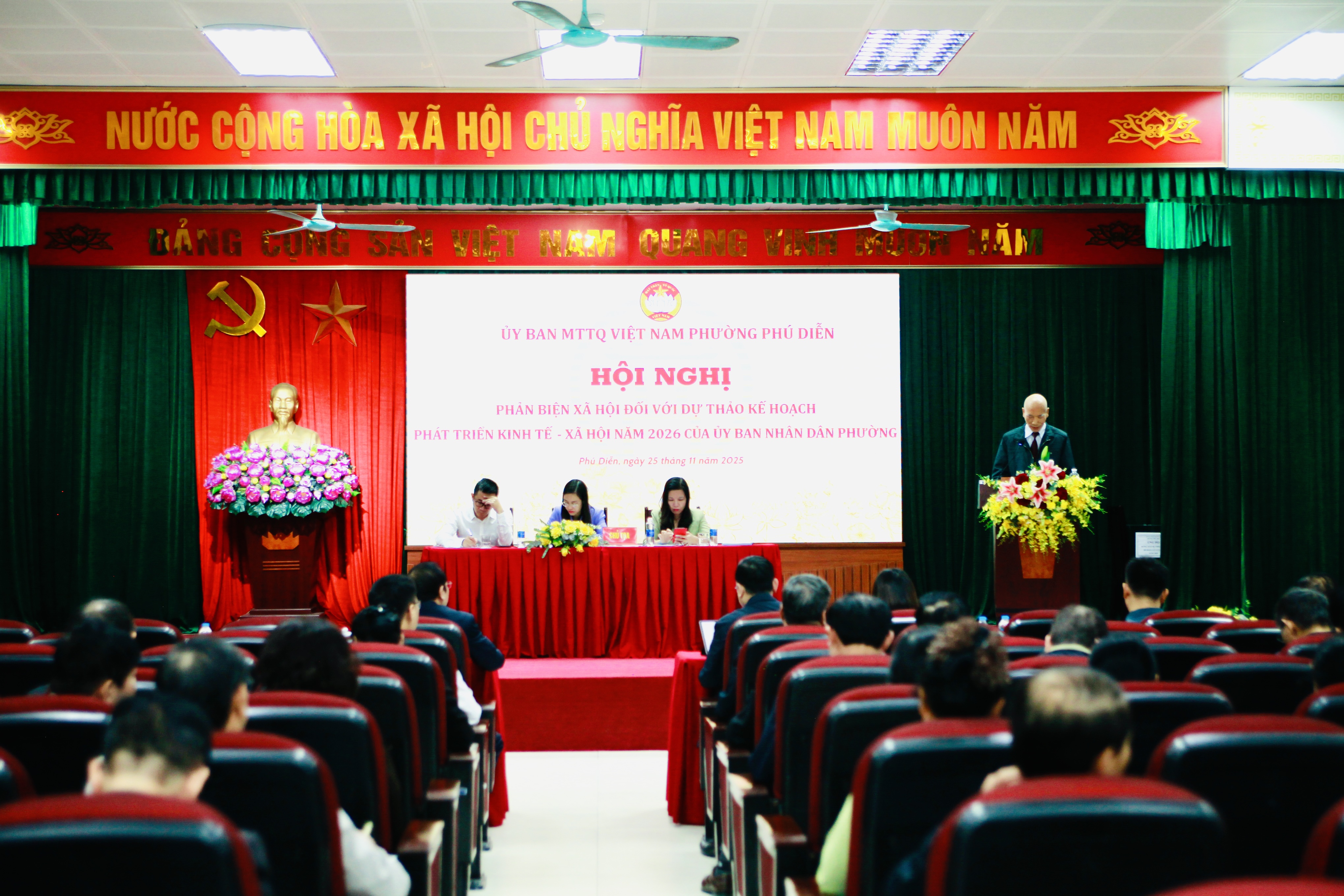 Nhiều ý kiến đóng góp Dự thảo Kế hoạch phát triển kinh tế - xã hội phường Phú Diễn năm 2026 - ảnh 1