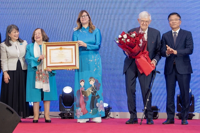 UNICEF nhận Bằng khen của Thủ tướng tại lễ kỷ niệm 50 năm hợp tác - ảnh 1