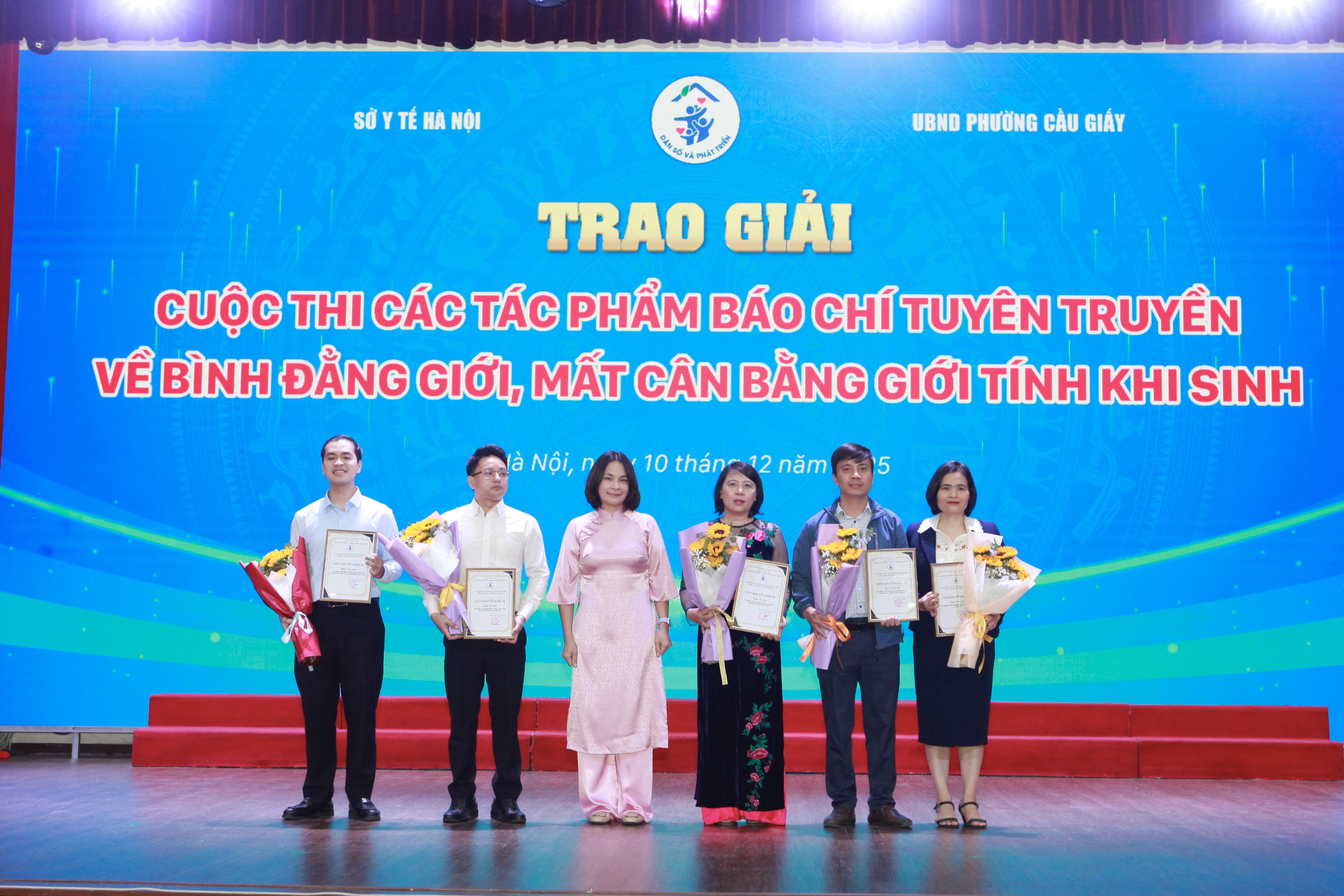 Báo Phụ nữ Thủ đô đạt Giải A Cuộc thi về Bình đẳng giới và mất cân bằng giới tính khi sinh năm 2025 - ảnh 8