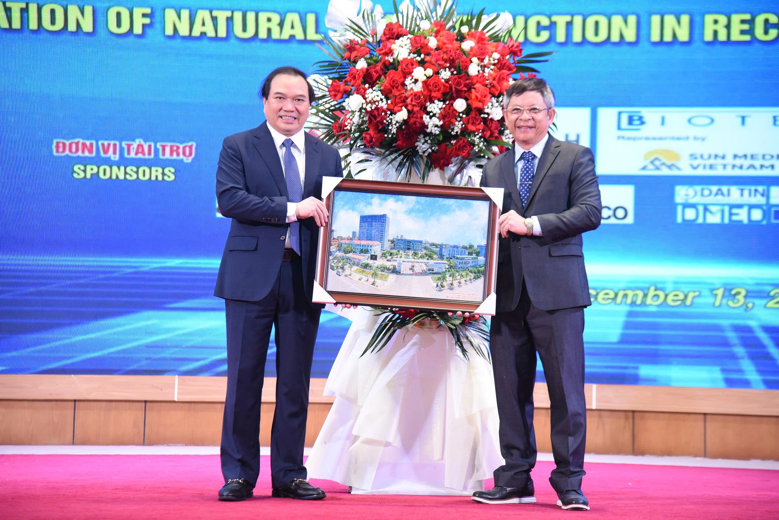 Ứng dụng công nghệ vào y tế, mang hi vọng đến bệnh nhân phải thay khớp - ảnh 4