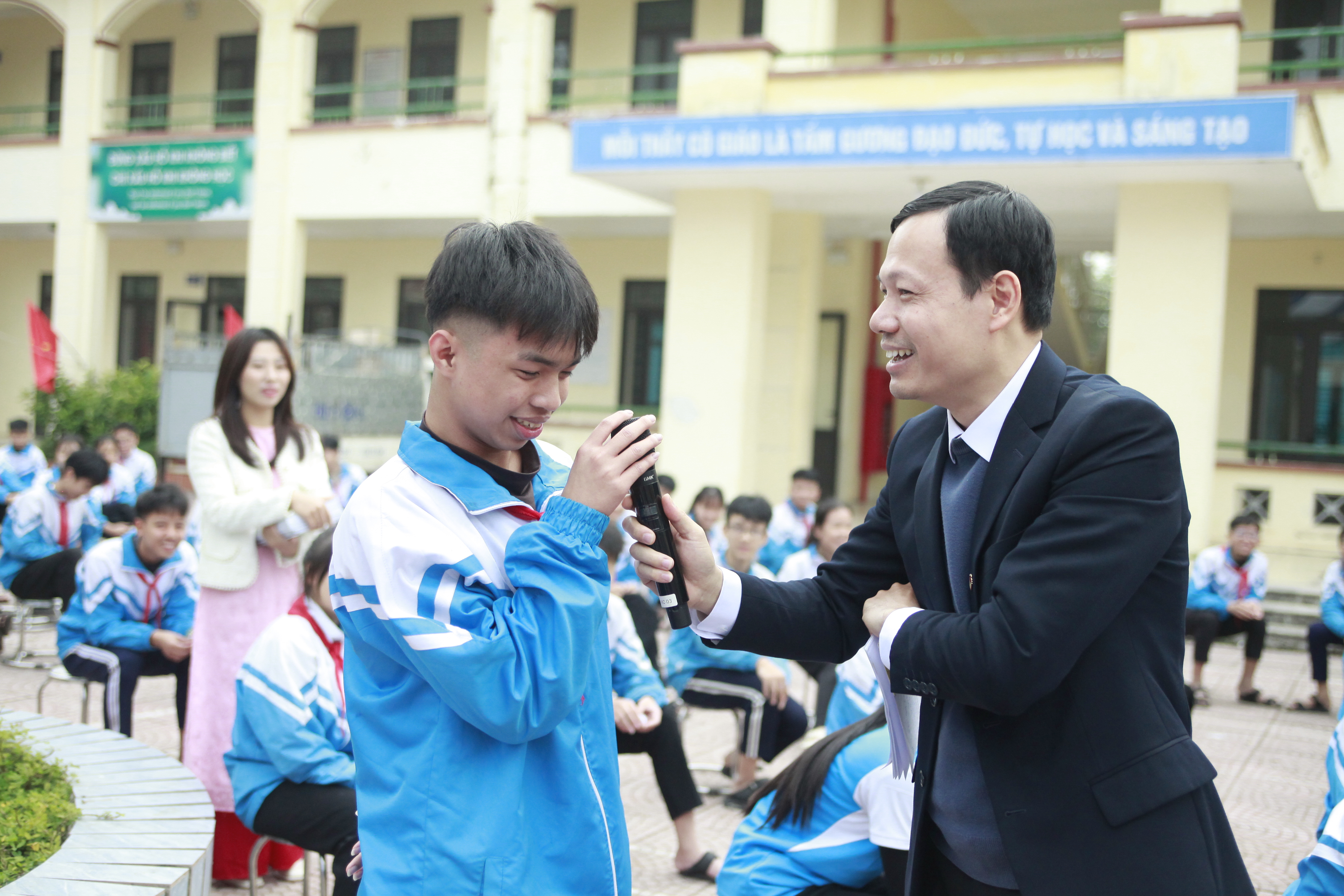 Xoá bỏ bạo lực học đường, lan toả yêu thương - ảnh 8