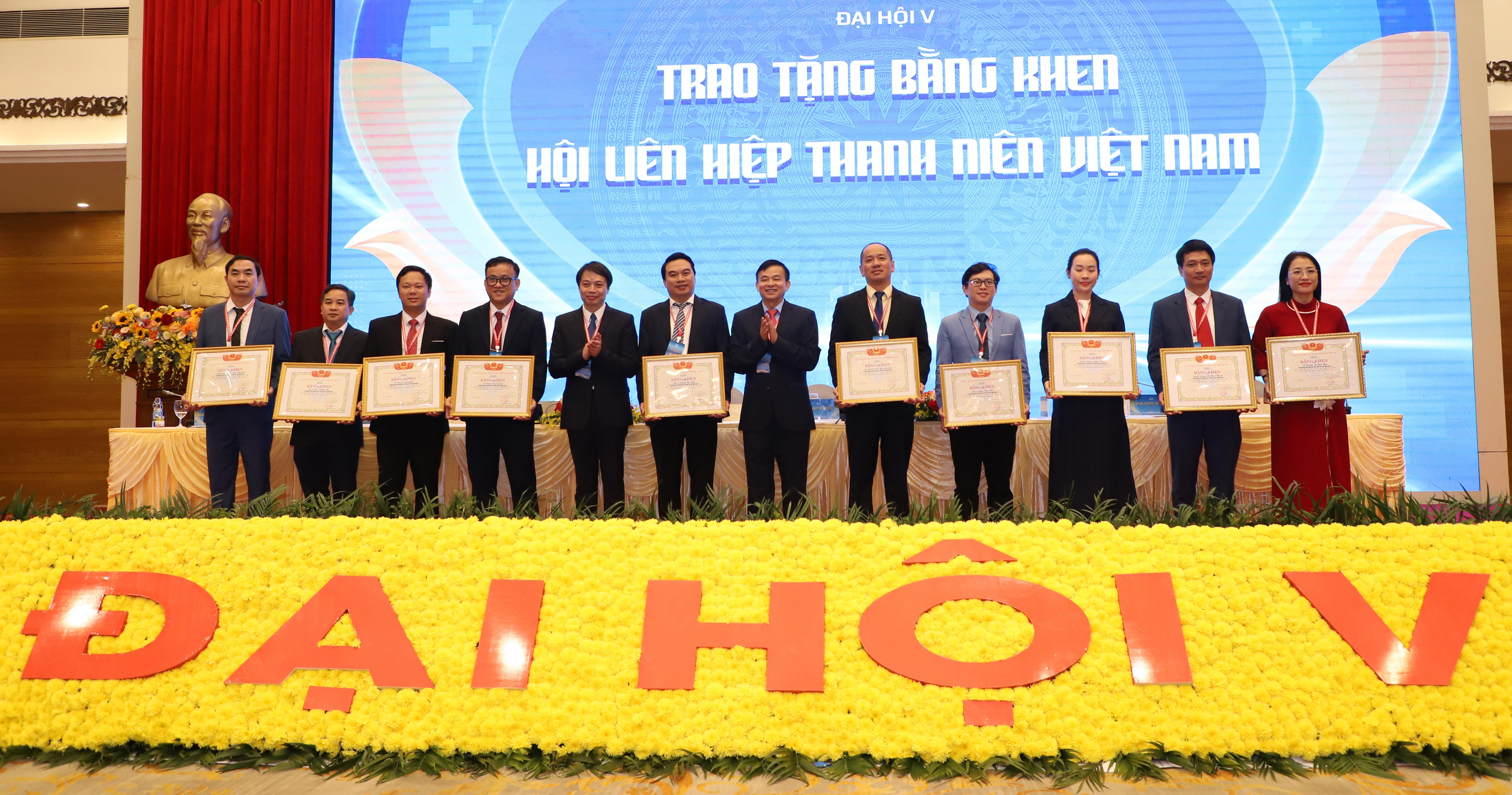 Khai mạc Đại hội đại biểu toàn quốc Hội Thầy thuốc trẻ Việt Nam lần thứ V, nhiệm kỳ 2025-2030 - ảnh 4