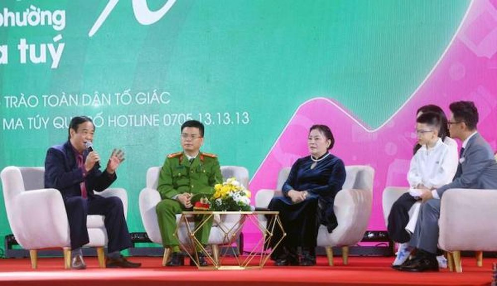 Hà Nội: Công bố hotline tố giác tội phạm ma tuý - ảnh 2