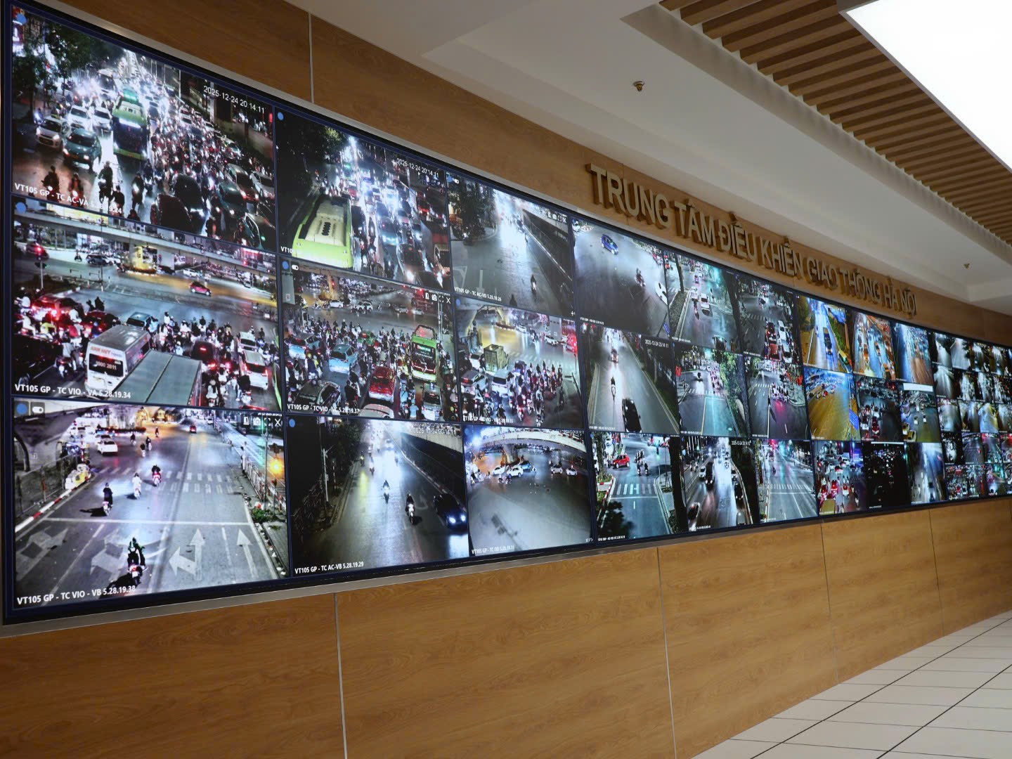 Hà Nội đảm bảo tình hình trật tự, an toàn giao thông dịp lễ Noel 2025 - ảnh 5