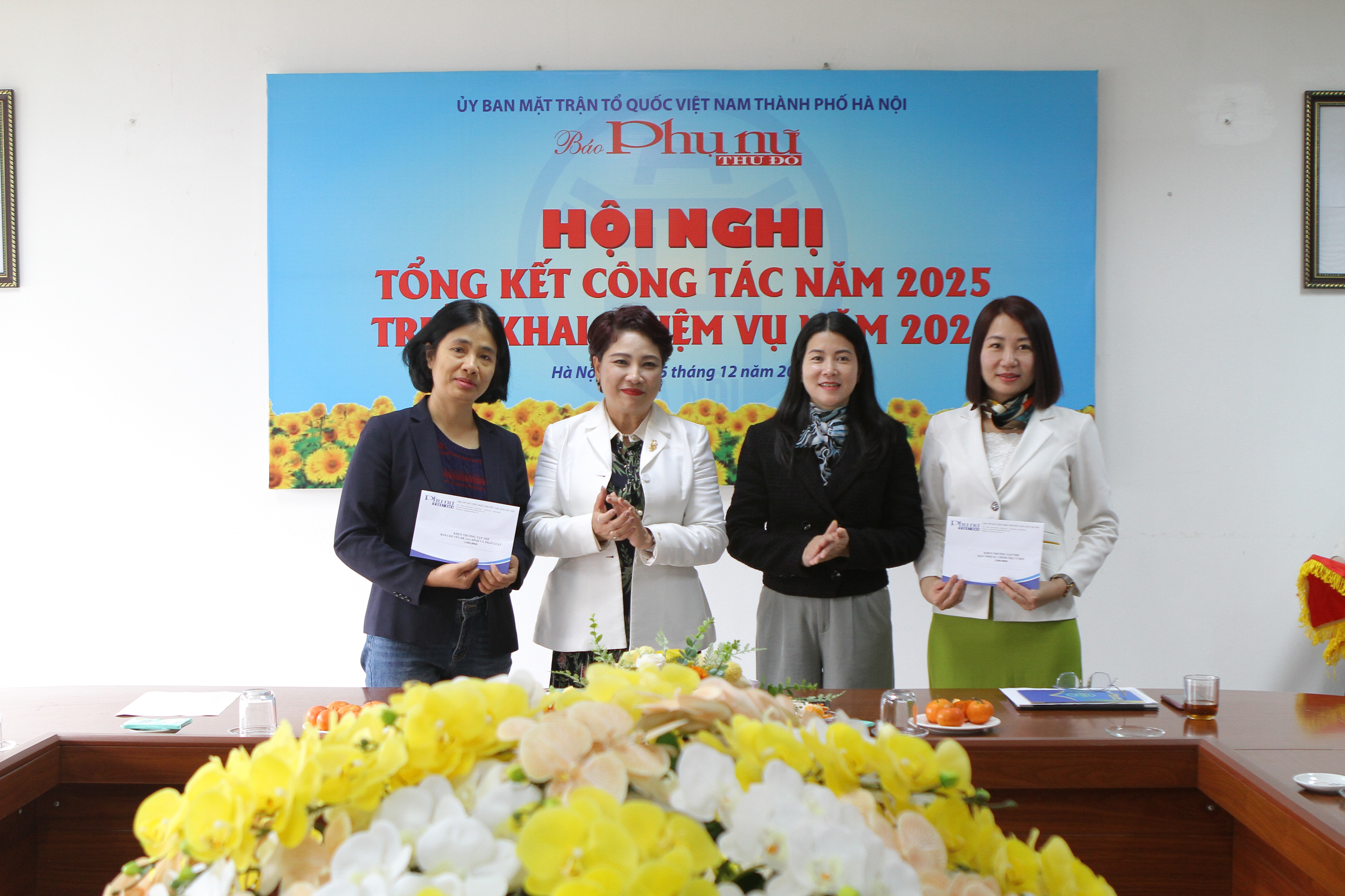 Báo Phụ nữ Thủ đô: Dấu ấn một năm nỗ lực, sáng tạo và trách nhiệm xã hội - ảnh 5