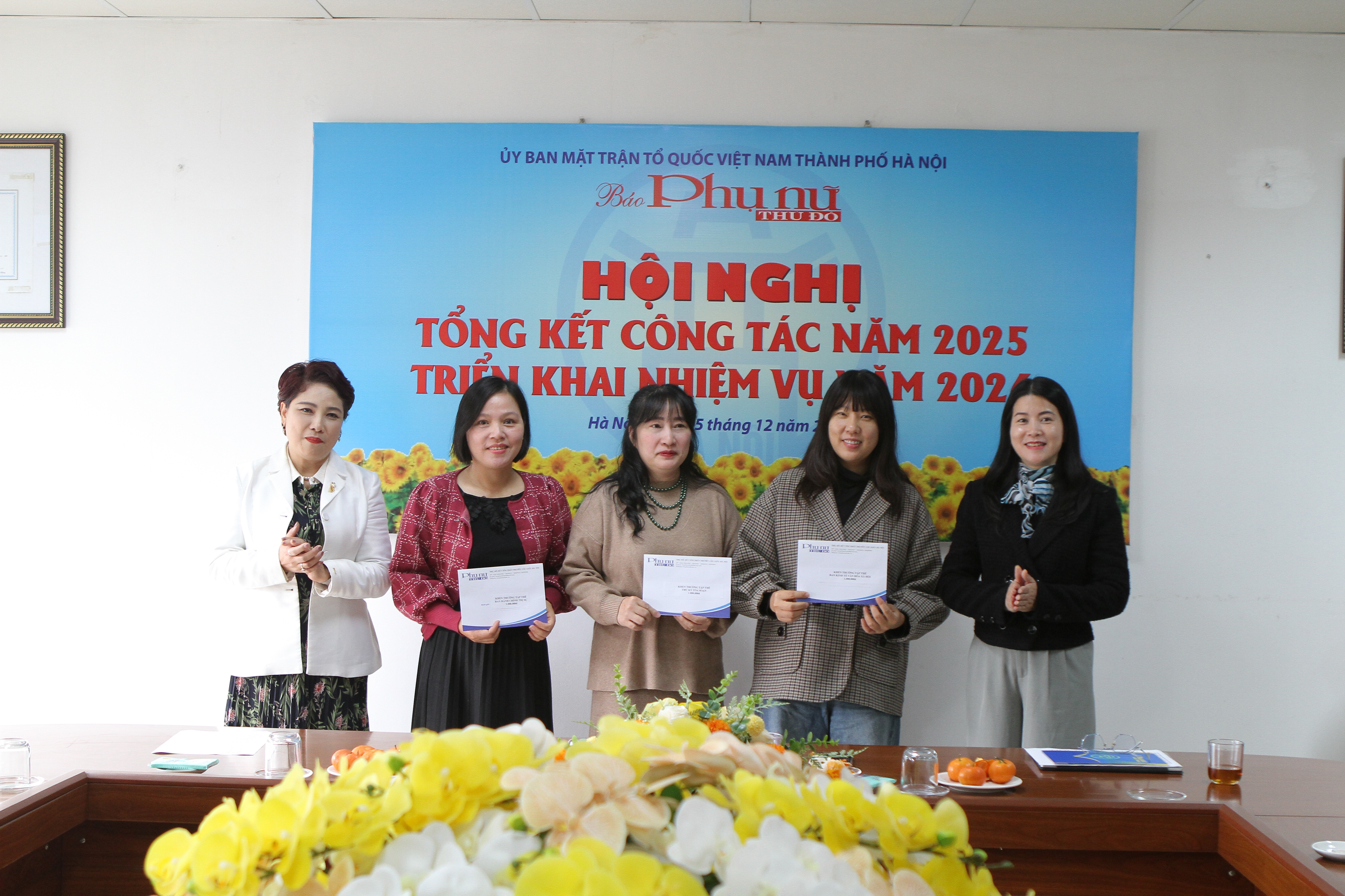 Báo Phụ nữ Thủ đô: Dấu ấn một năm nỗ lực, sáng tạo và trách nhiệm xã hội - ảnh 6
