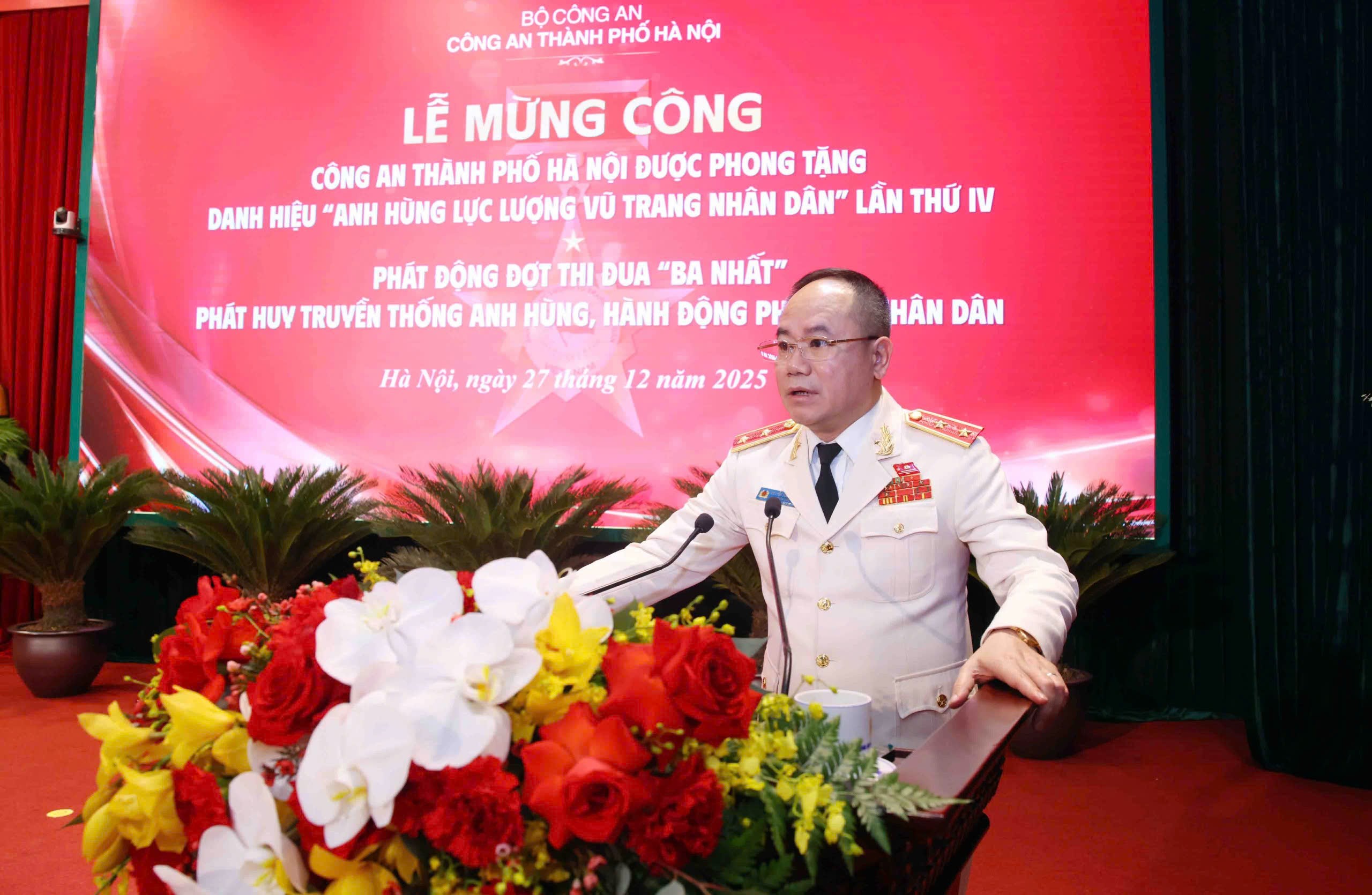 Công an thành phố Hà Nội đón nhận danh hiệu Anh hùng lực lượng vũ trang Nhân dân lần thứ IV - ảnh 3