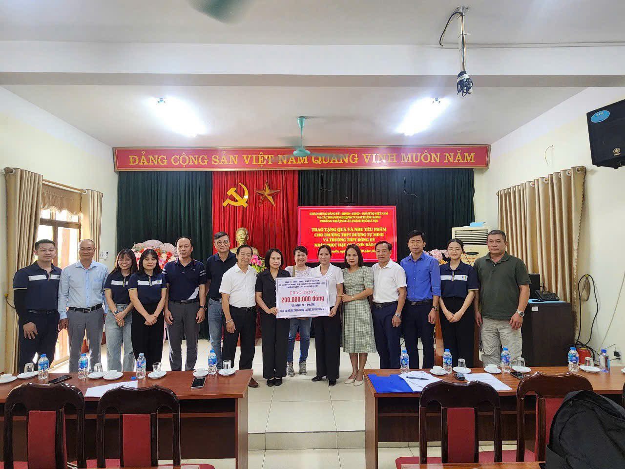 Uỷ ban MTTQ phường Thượng Cát lan tỏa yêu thương, kết nối những tấm lòng nhân ái - ảnh 3