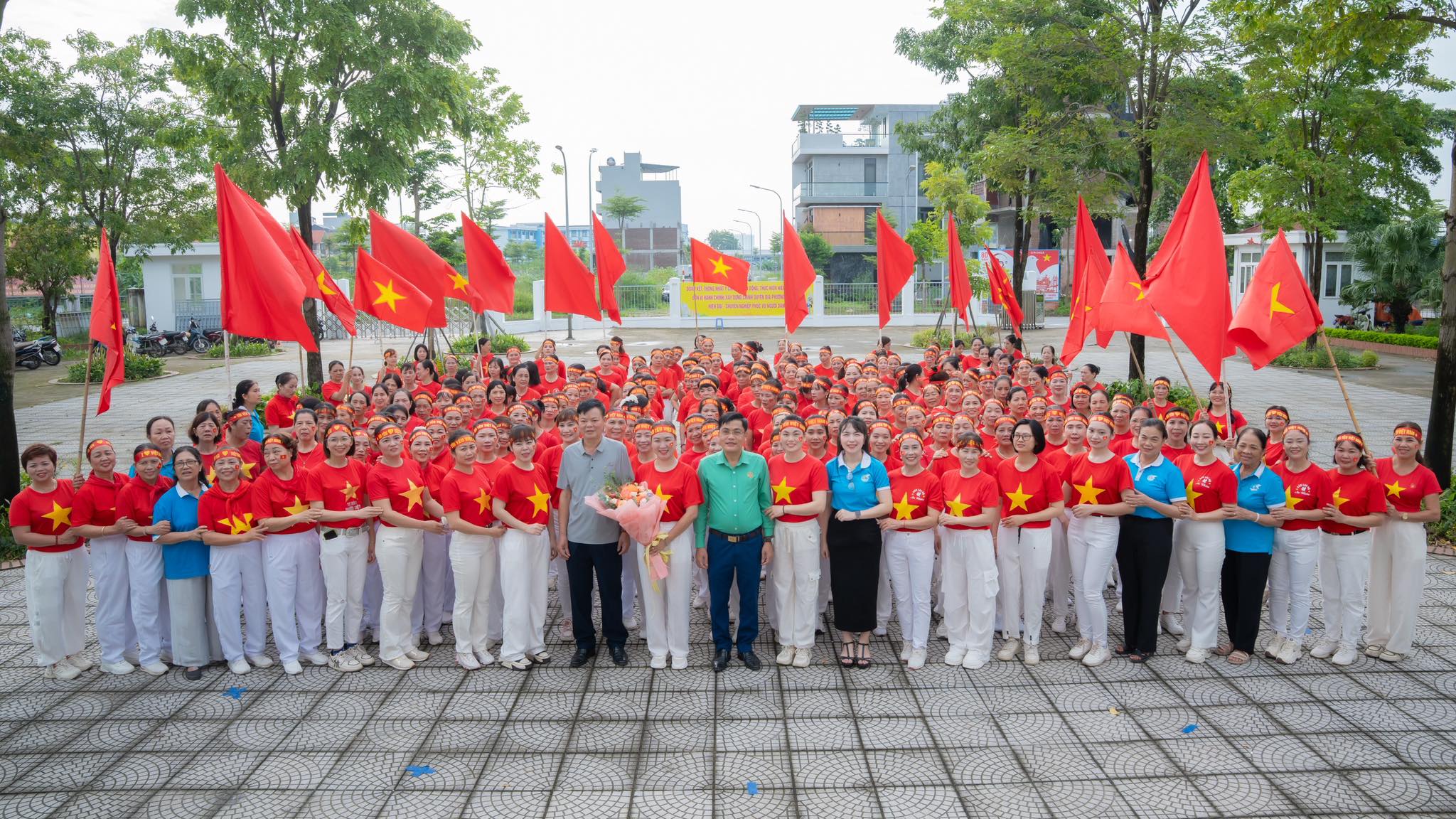 Hội LHPN xã Đại Thanh: Đánh giá kết quả phong trào thi đua năm 2025, triển khai nhiệm vụ năm 2026 - ảnh 2