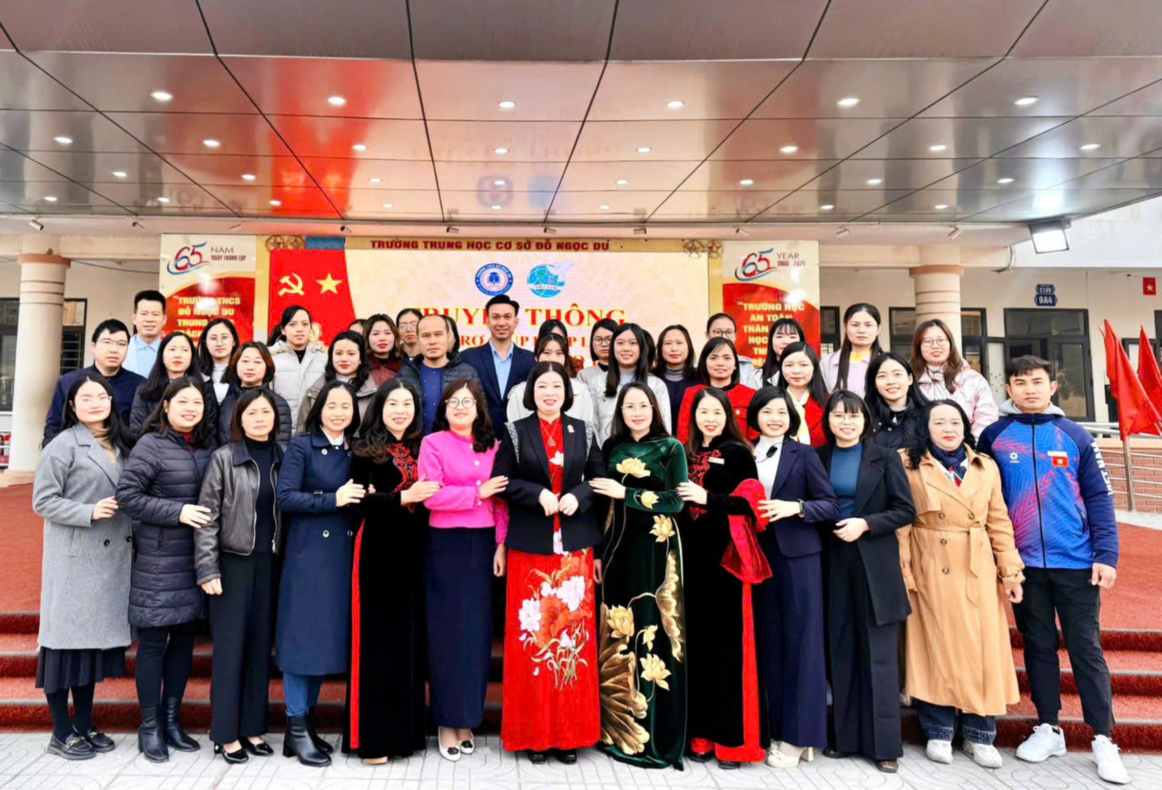 Hội LHPN xã Đại Thanh: Truyền thông trợ giúp pháp lý cho học sinh Trường THCS Đỗ Ngọc Du - ảnh 3