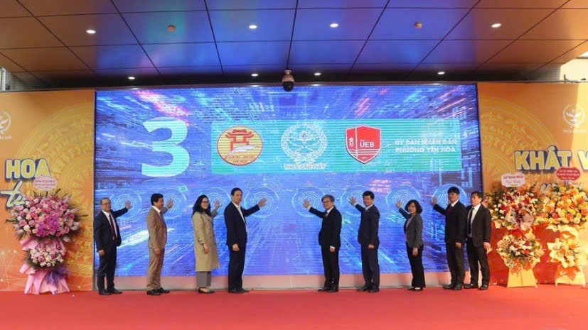 Trường Đại học Kinh tế phối hợp thí điểm, chuyển giao Hệ thống Quản trị trường học số tại Trường THCS Cầu Giấy  - ảnh 1