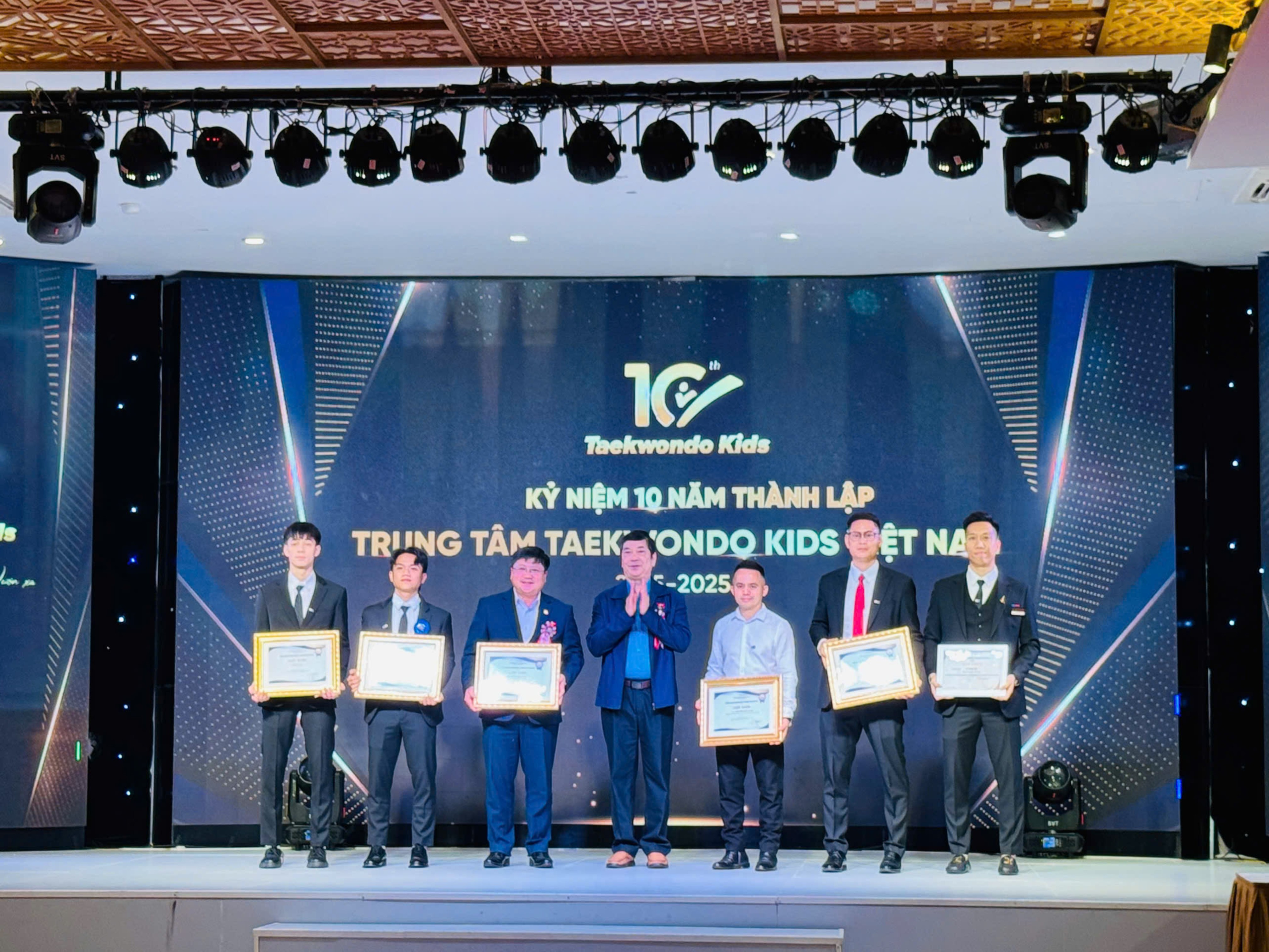 Taekwondo Kids Việt Nam sau 10 năm: Bệ phóng đào tạo nhà vô địch trẻ - ảnh 1
