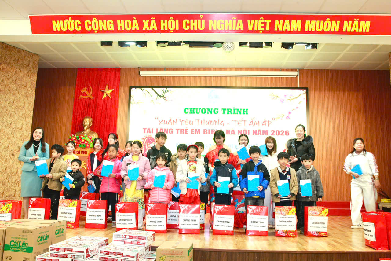 Mang “Xuân yêu thương – Tết ấm áp” đến Làng trẻ em Birla Hà Nội - ảnh 10