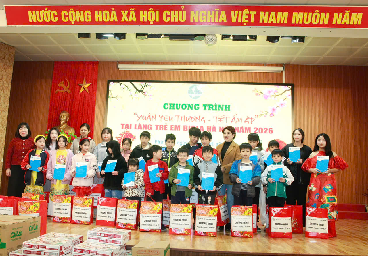 Mang “Xuân yêu thương – Tết ấm áp” đến Làng trẻ em Birla Hà Nội - ảnh 8
