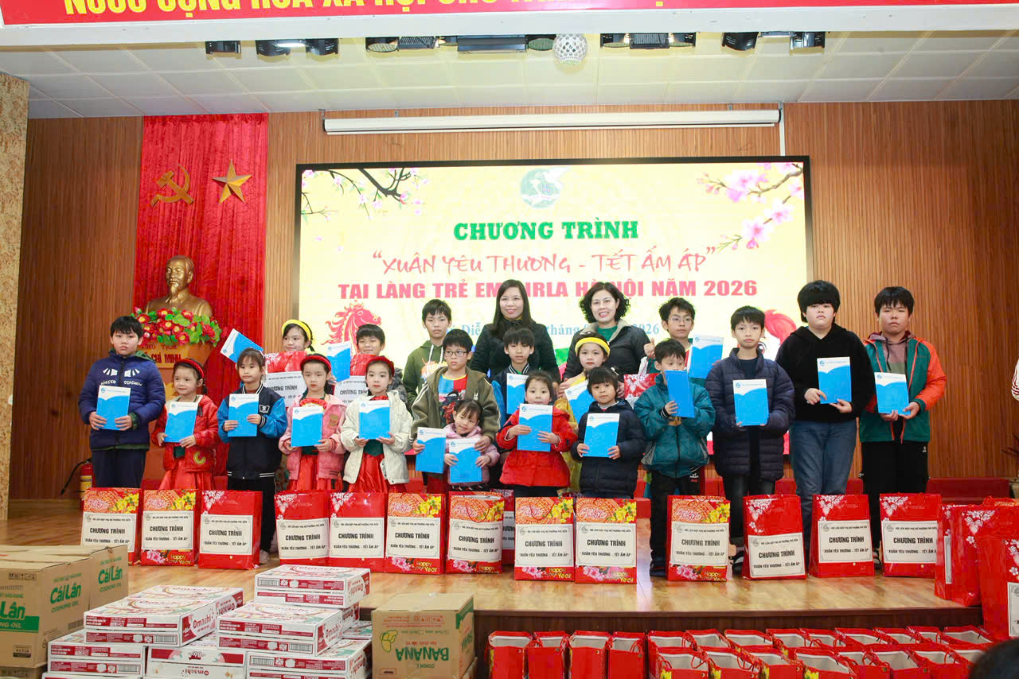 Mang “Xuân yêu thương – Tết ấm áp” đến Làng trẻ em Birla Hà Nội - ảnh 7