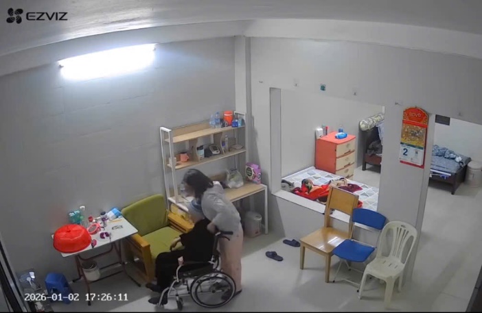 Hà Nội: Khẩn trương điều tra vụ cụ bà 90 tuổi bị giúp việc bạo hành ở phường Hai Bà Trưng - ảnh 1