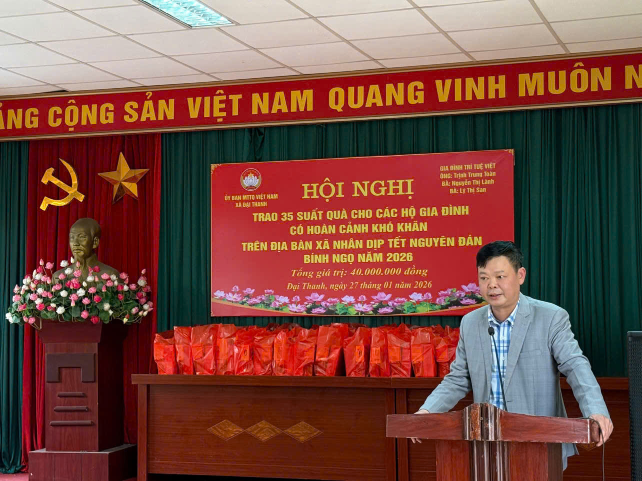 Mang Tết đến với phụ nữ có hoàn cảnh khó khăn trên địa bàn xã Đại Thanh - ảnh 1