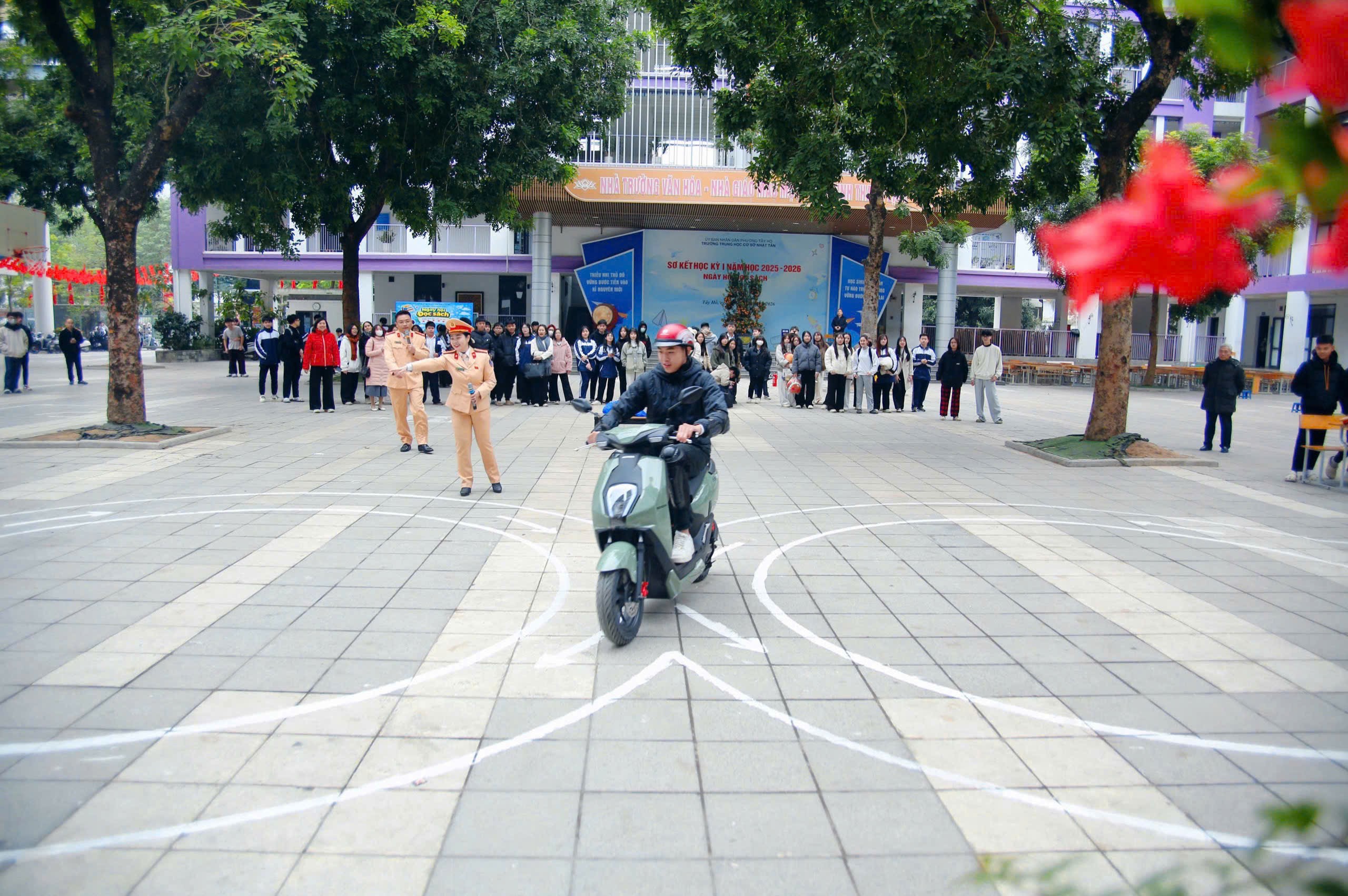 Hà Nội: Phát hiện, xử lý 1.679 học sinh vi phạm trật tự an toàn giao thông trong tháng 1/2026 - ảnh 3