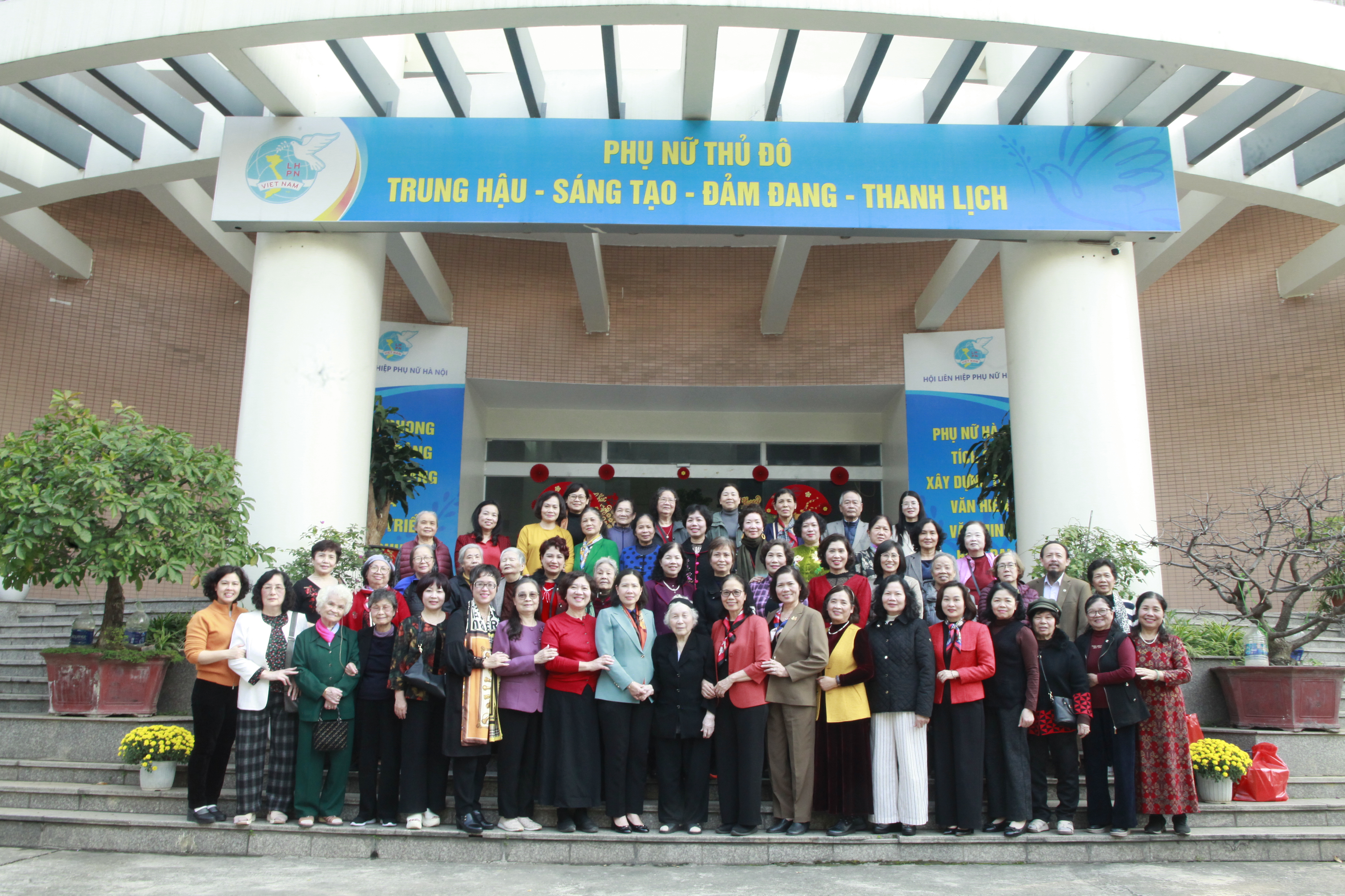 Hội LHPN Hà Nội: Gặp mặt, tri ân cán bộ hưu trí nhân dịp Tết Bính Ngọ 2026 - ảnh 7