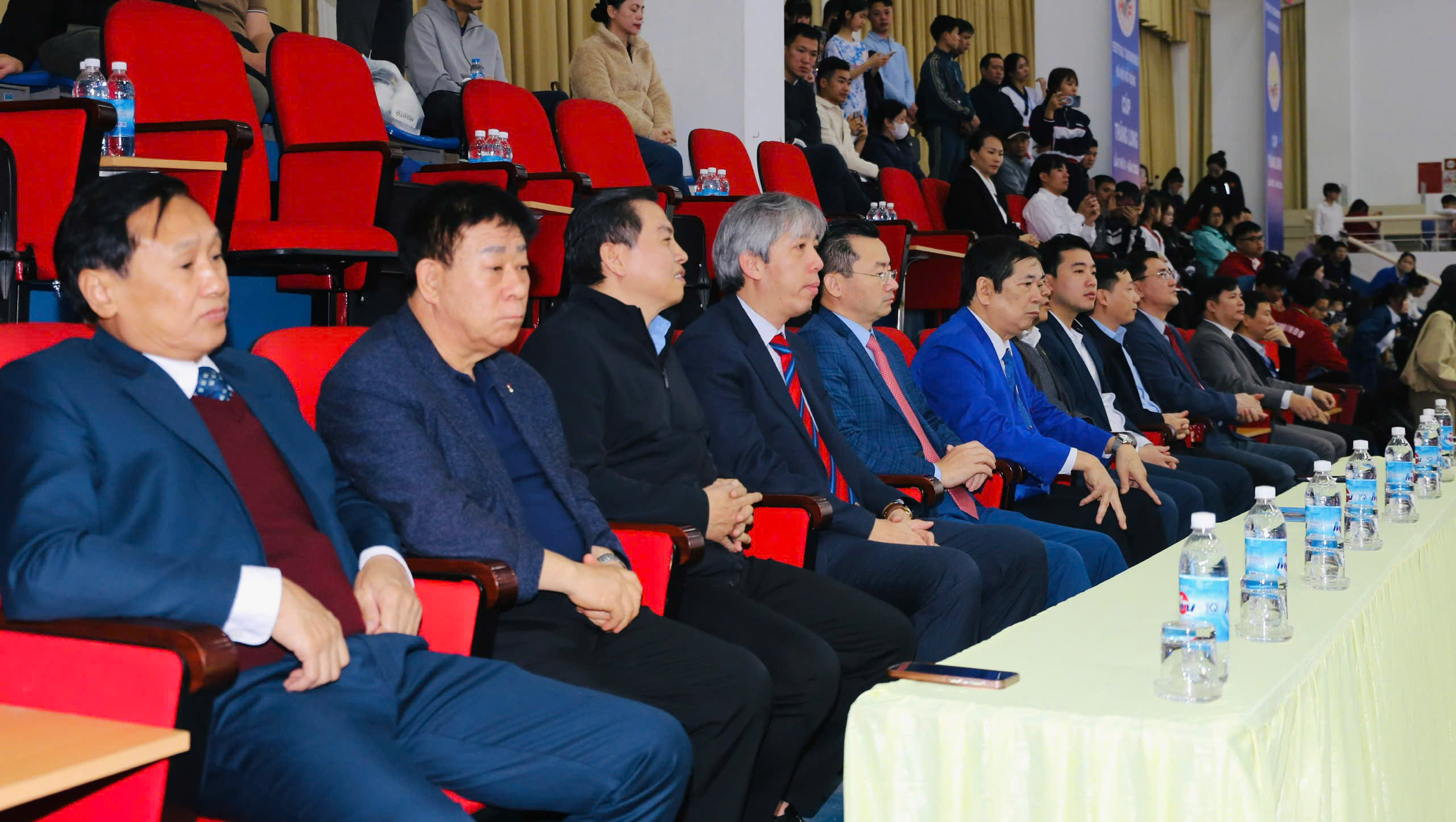  Sức hút kỷ lục của sân chơi xã hội hoá - ảnh 2