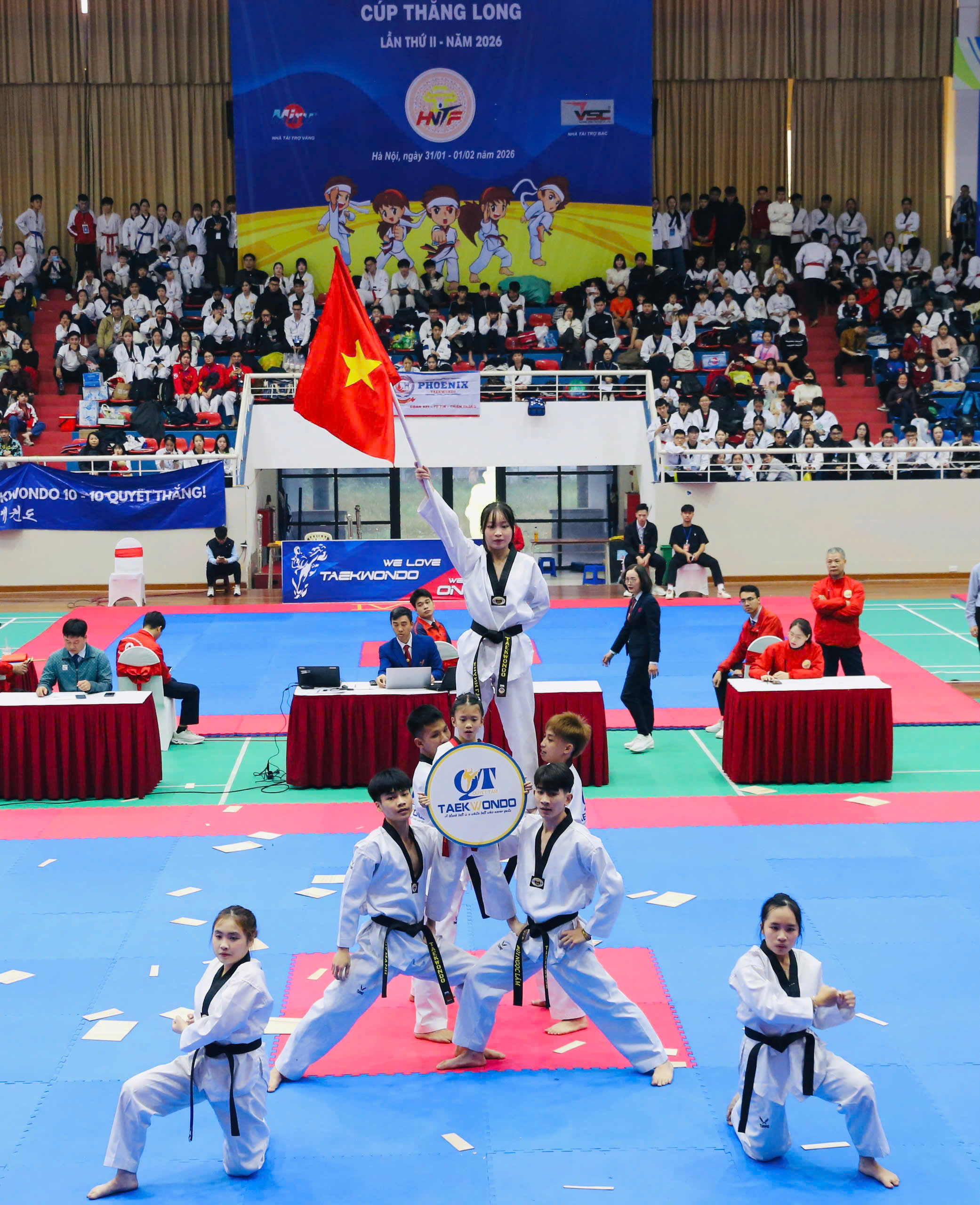  Sức hút kỷ lục của sân chơi xã hội hoá - ảnh 6