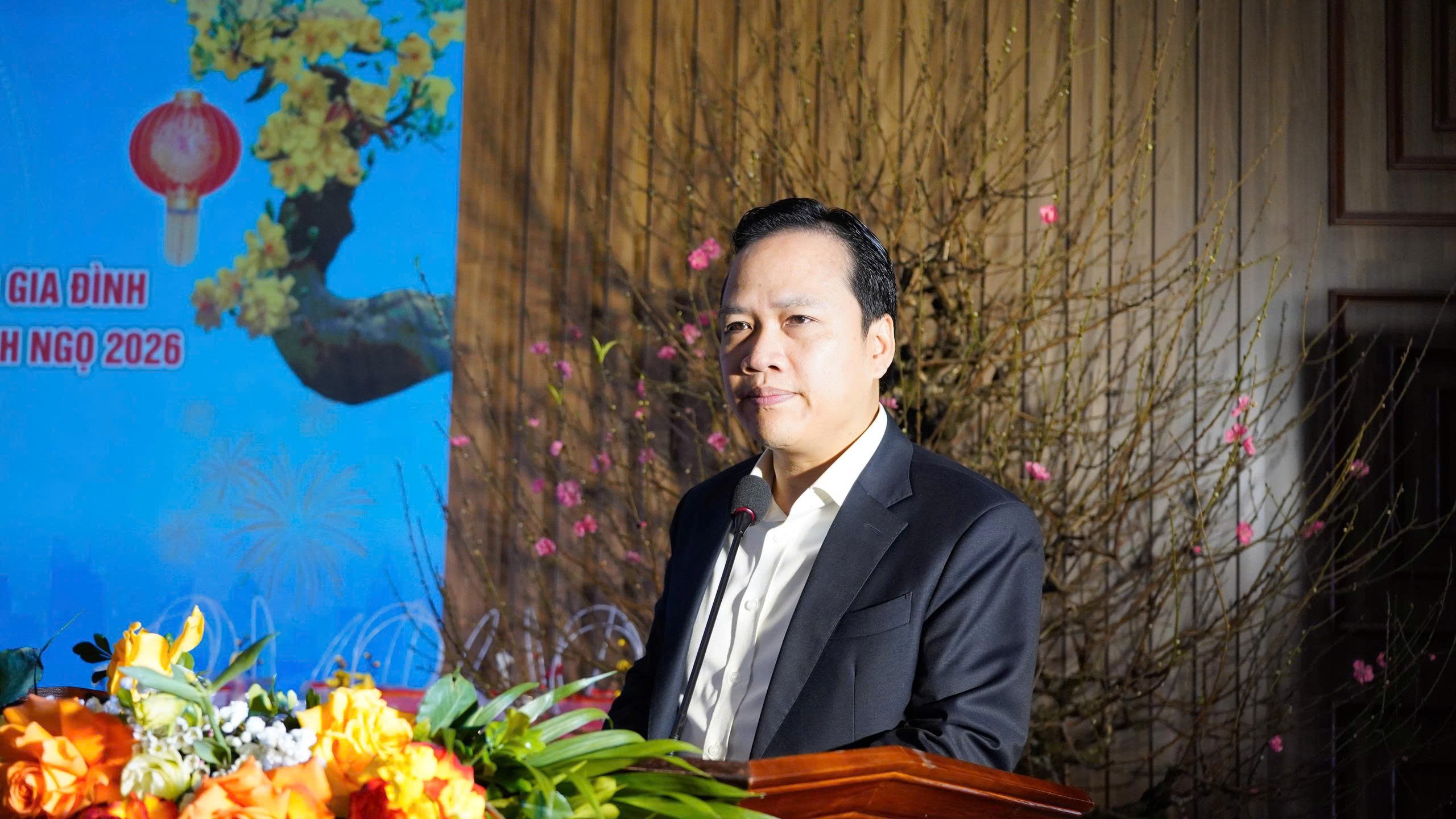 Phường Đông Ngạc: “Tết sum vầy - Xuân ơn Đảng” lan tỏa yêu thương - ảnh 2