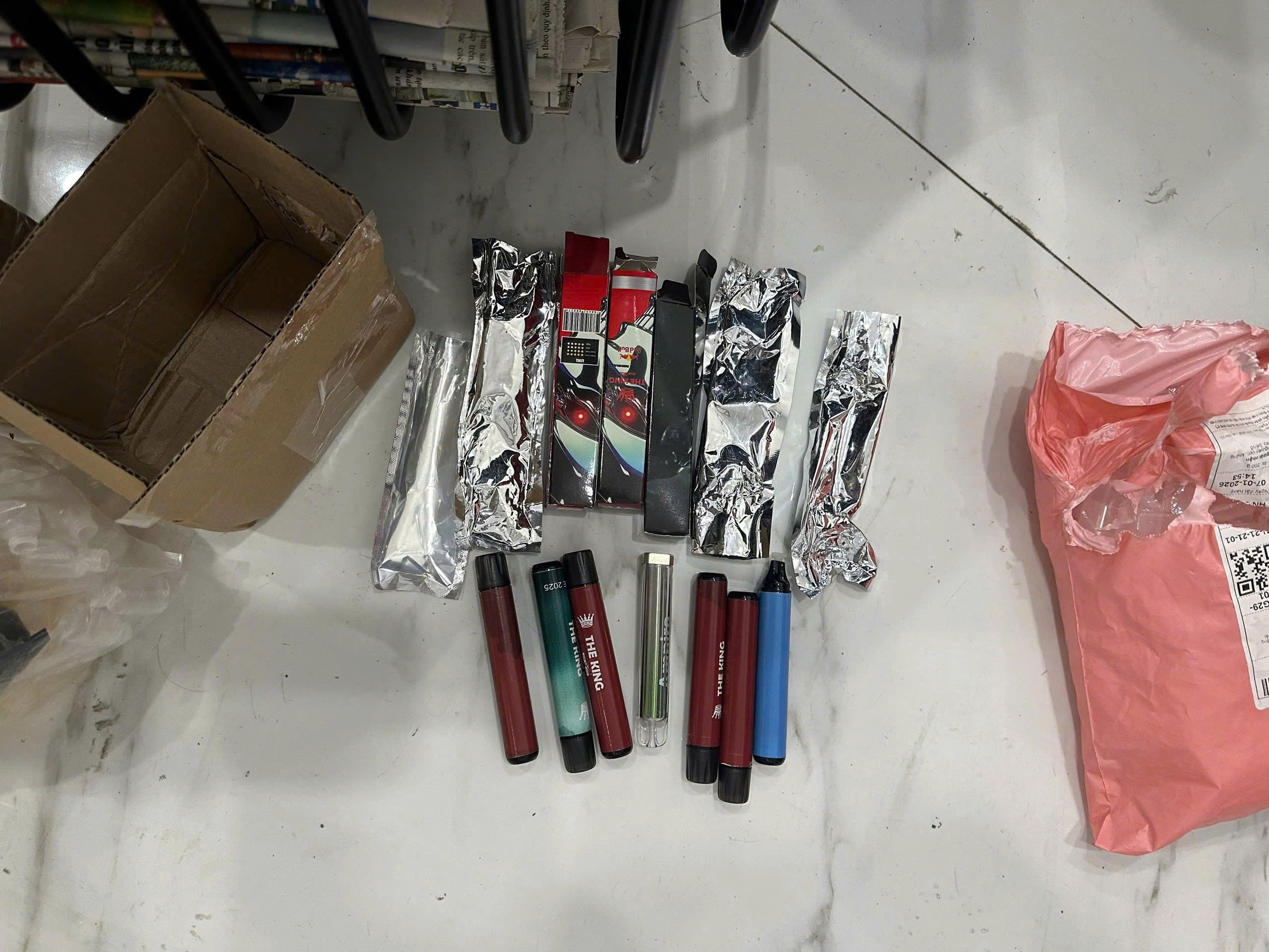 Cảnh giác ma tuý “núp bóng” trên không gian mạng đang âm thầm đe doạ giới trẻ - ảnh 2