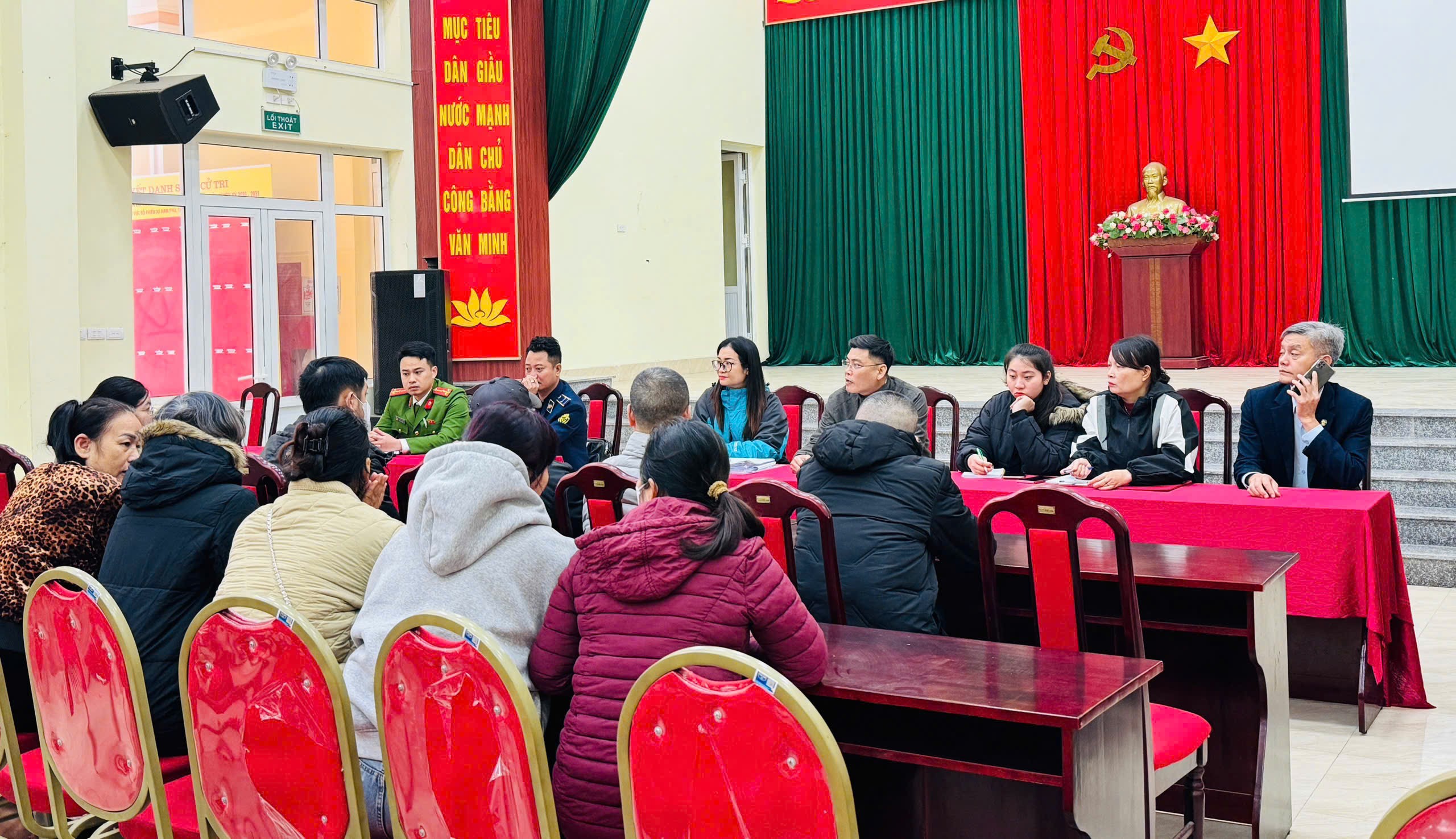 Xã Nam Phù kiểm tra đột xuất cơ sở thực phẩm dịp cận Tết nguyên đán Bính Ngọ 2026 - ảnh 2