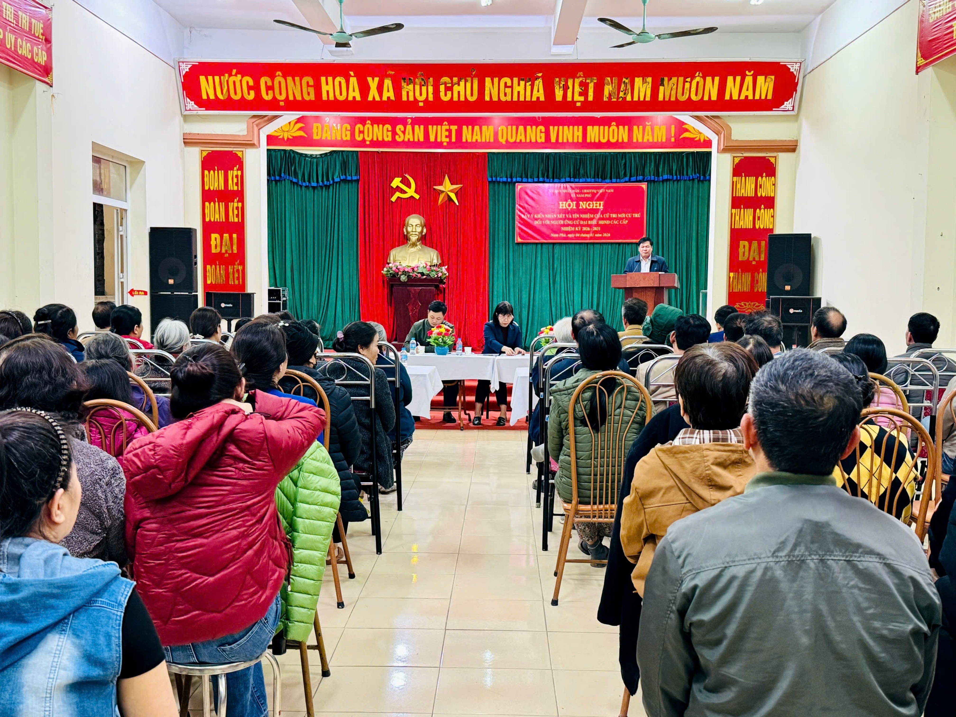 Cử tri thôn Đông Trạch, xã Nam Phù tín nhiệm cao nhân sự ứng cử đại biểu HĐND xã khóa II, nhiệm kỳ 2026-2031 - ảnh 1