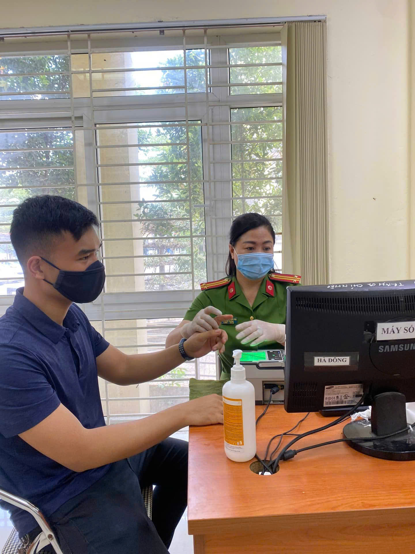 Nữ chiến sĩ công an cơ sở tận tuỵ, bản lĩnh, vì nhân dân phục vụ - ảnh 3