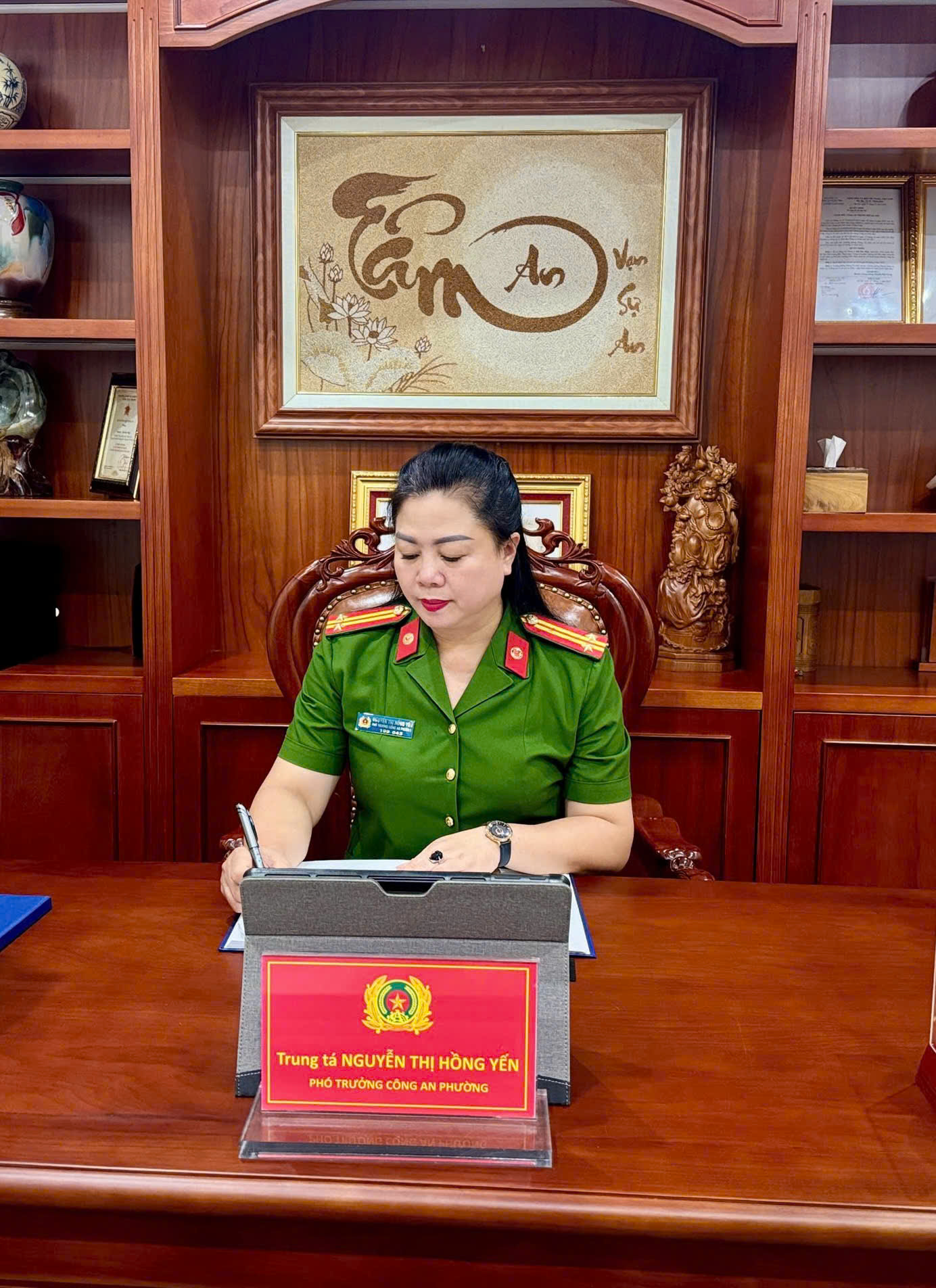 Nữ chiến sĩ công an cơ sở tận tuỵ, bản lĩnh, vì nhân dân phục vụ - ảnh 1