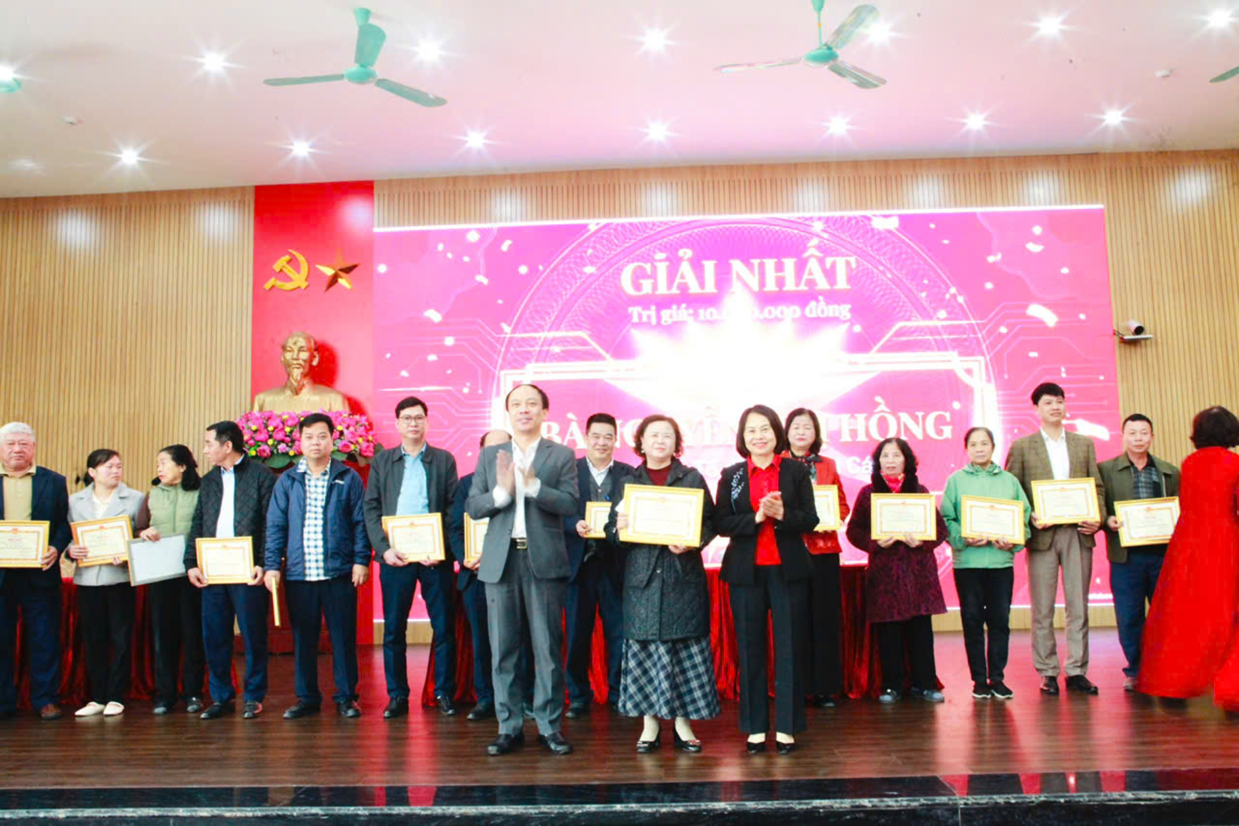 Phường Thượng Cát phát huy sức mạnh nhân dân, xây dựng đời sống văn hóa cơ sở bền vững  - ảnh 6