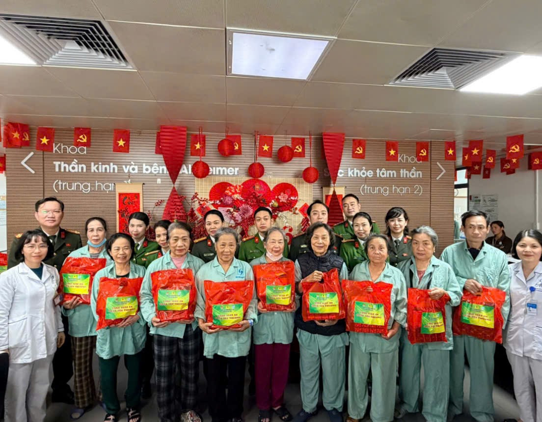 Lan tỏa yêu thương qua chương trình “Suất ăn yêu thương” Xuân Bính Ngọ 2026 - ảnh 2