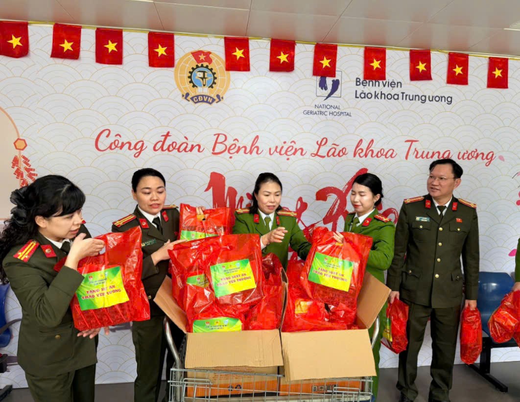 Lan tỏa yêu thương qua chương trình “Suất ăn yêu thương” Xuân Bính Ngọ 2026 - ảnh 1