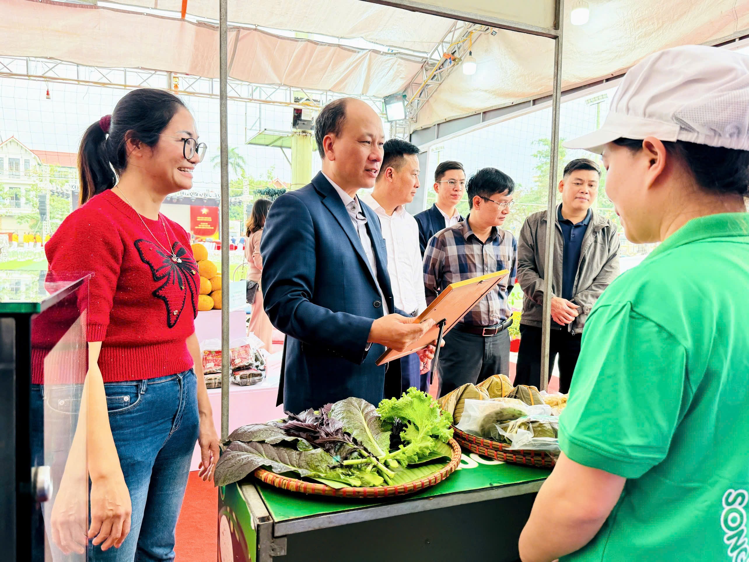 Nam Phù quyết liệt tháo gỡ 5 điểm nghẽn, nâng cao chất lượng làng nghề Tết - ảnh 1
