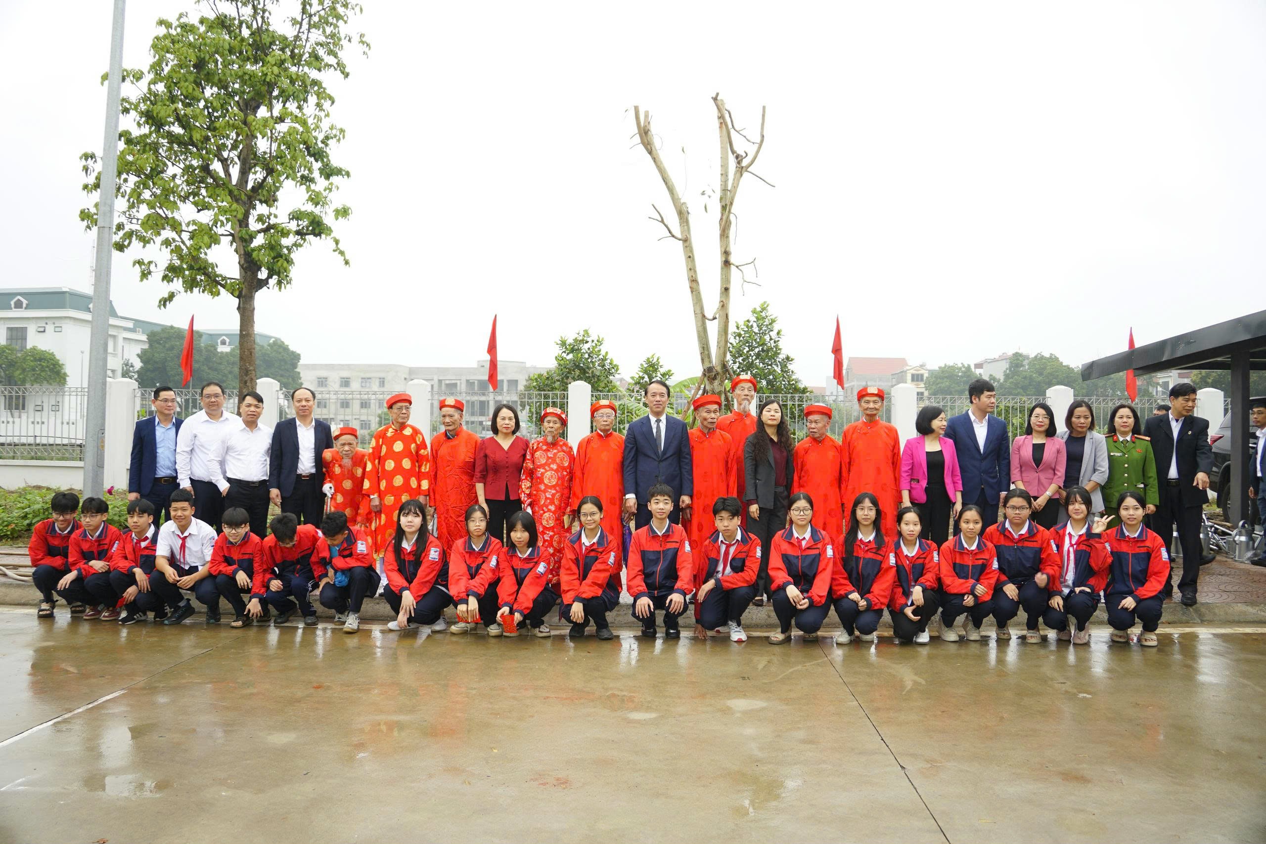 Phường Thượng Cát phát động Tết trồng cây Xuân Bính Ngọ 2026  - ảnh 2