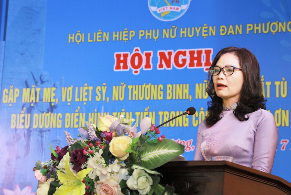 Phụ nữ Đan Phượng nỗ lực làm tốt công tác đền ơn đáp nghĩa - ảnh 1