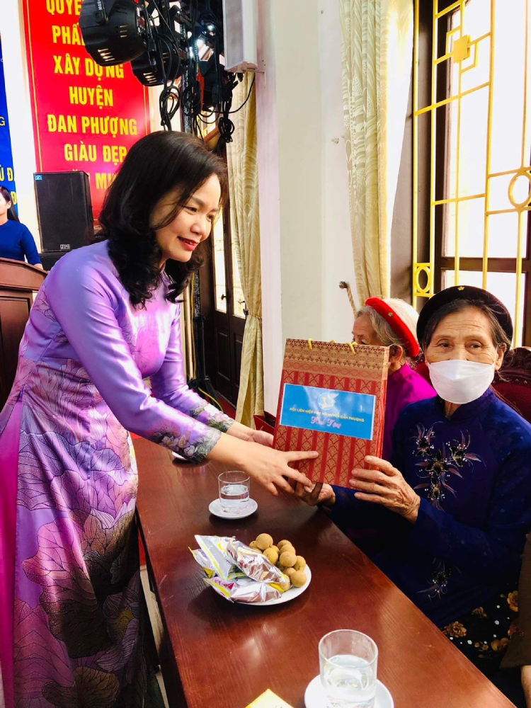 Phụ nữ Đan Phượng nỗ lực làm tốt công tác đền ơn đáp nghĩa - ảnh 6