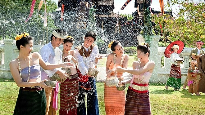 Khám phá phong tục đón Tết Âm lịch của các nước trên thế giới - ảnh 1
