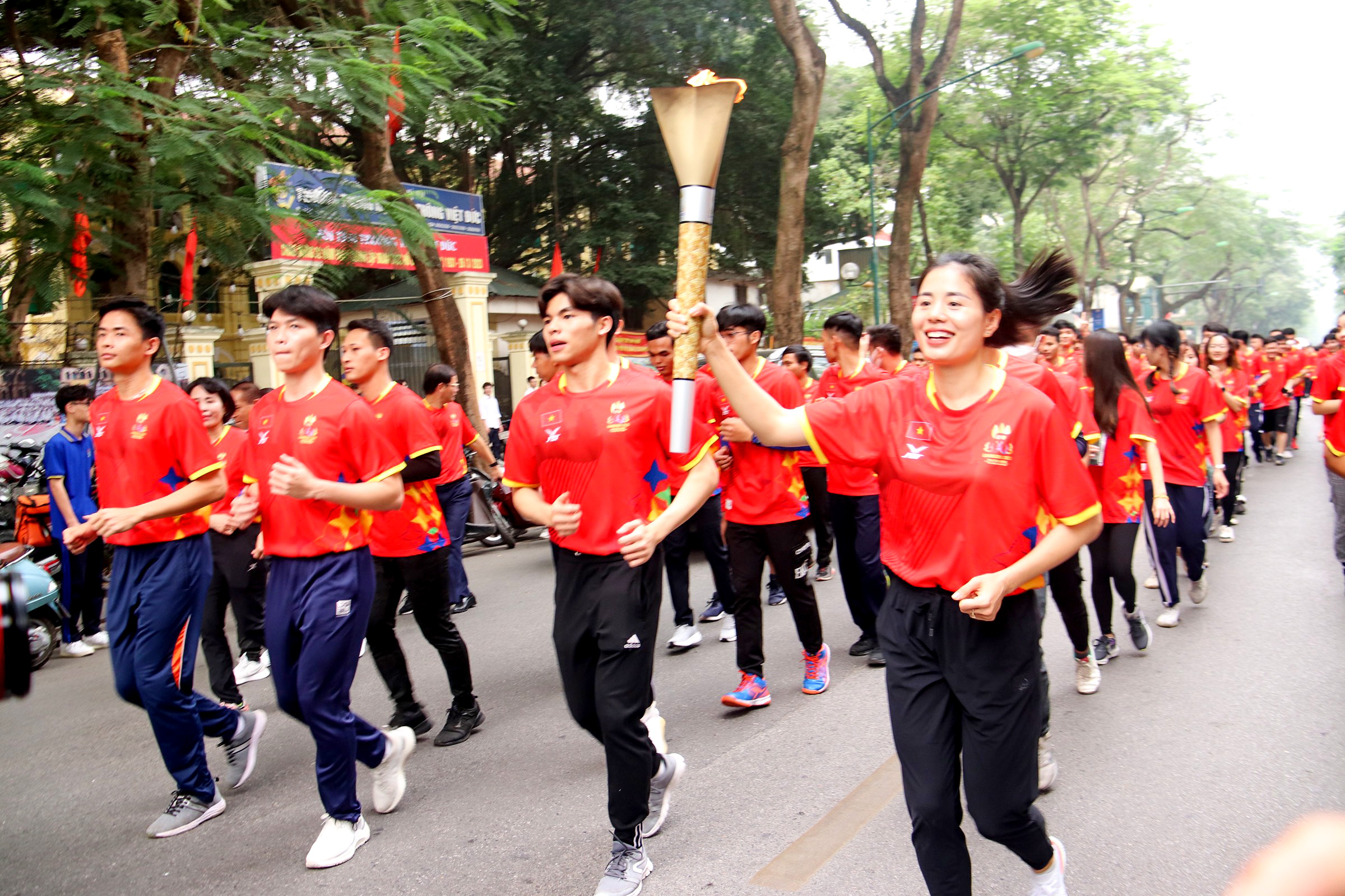 Việt Nam và Campuchia tổ chức Lễ rước đuốc SEA Games 32 - ảnh 2