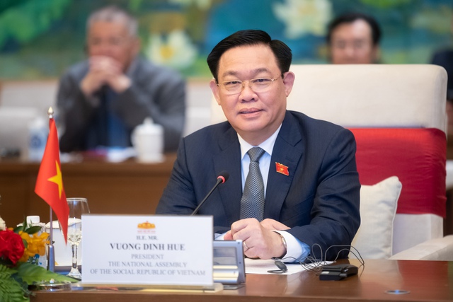 Chủ tịch Quốc hội đón, hội đàm với Chủ tịch Thượng viện Vương quốc Bỉ - Ảnh 2. Chủ tịch Quốc hội đón, hội đàm với Chủ tịch Thượng viện Vương quốc Bỉ - Ảnh 2.