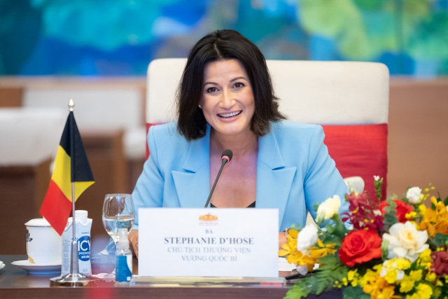 Chủ tịch Quốc hội đón, hội đàm với Chủ tịch Thượng viện Vương quốc Bỉ - Ảnh 3. Chủ tịch Quốc hội đón, hội đàm với Chủ tịch Thượng viện Vương quốc Bỉ - Ảnh 3.