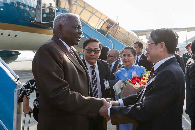 Chủ tịch Quốc hội Cuba thăm Việt Nam - ảnh 2