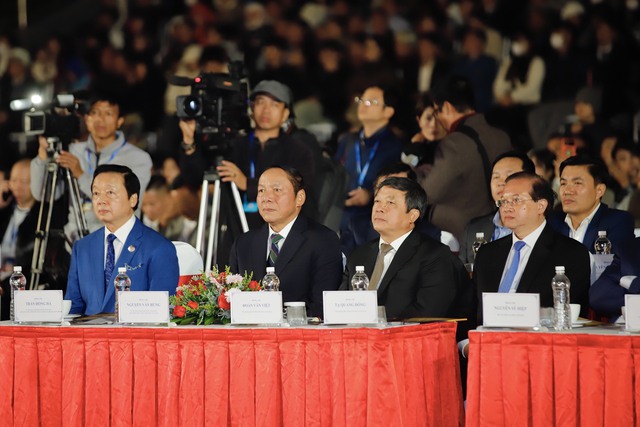 Khai mạc "đại tiệc" Liên hoan phim Việt Nam lần thứ XXIII - Ảnh 2.