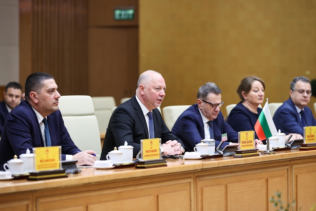 Thủ tướng Phạm Minh Chính tiếp Chủ tịch Quốc hội Bulgaria- Ảnh 4. Thủ tướng Phạm Minh Chính tiếp Chủ tịch Quốc hội Bulgaria- Ảnh 4.