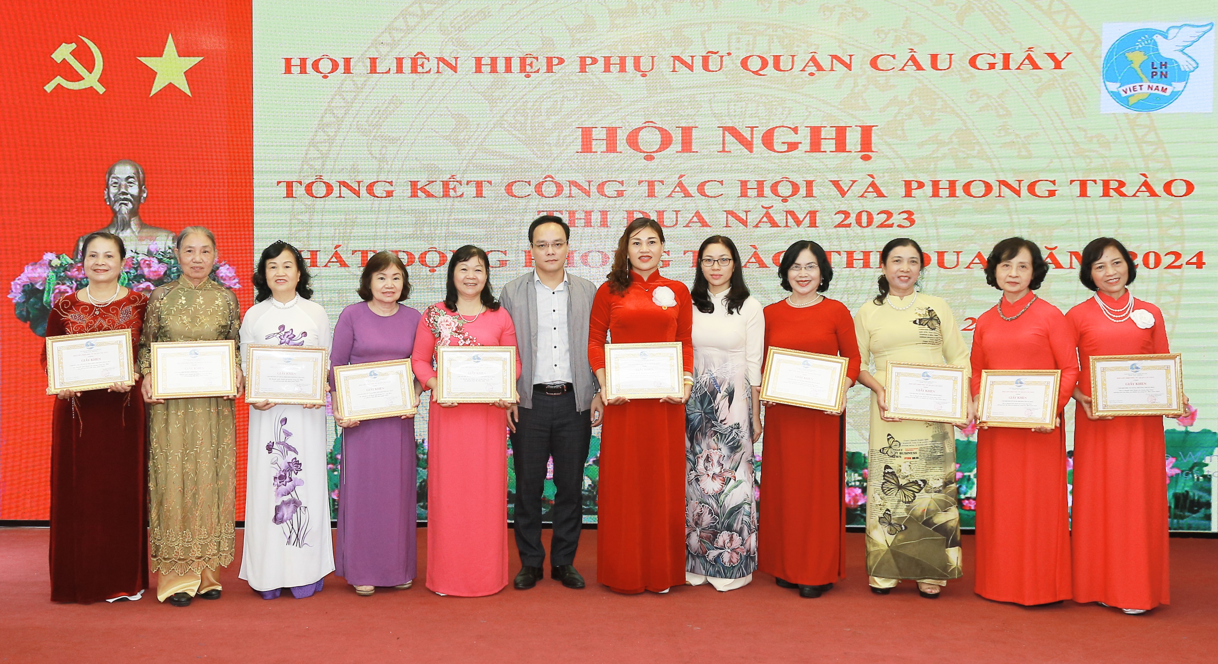 Hội LHPN quận Cầu Giấy: Tập trung xây dựng cơ sở Hội vững mạnh - ảnh 9