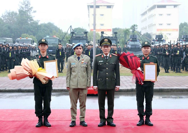 Việt Nam khẳng định trách nhiệm đóng góp cho hòa bình thế giới - ảnh 1